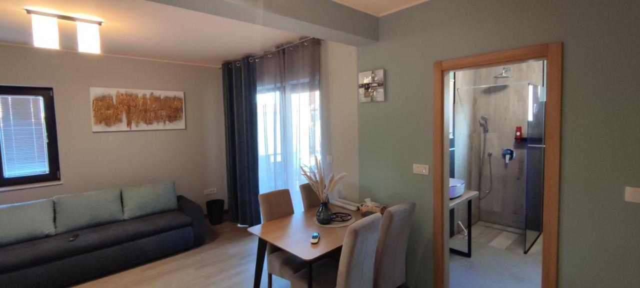 Spacious Modern Apartment Biograd Na Moru Exterior photo